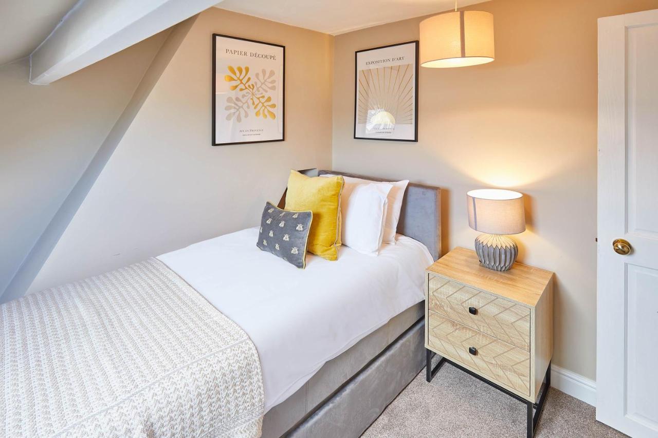 Host & Stay - Custard Cottage Whitby Esterno foto