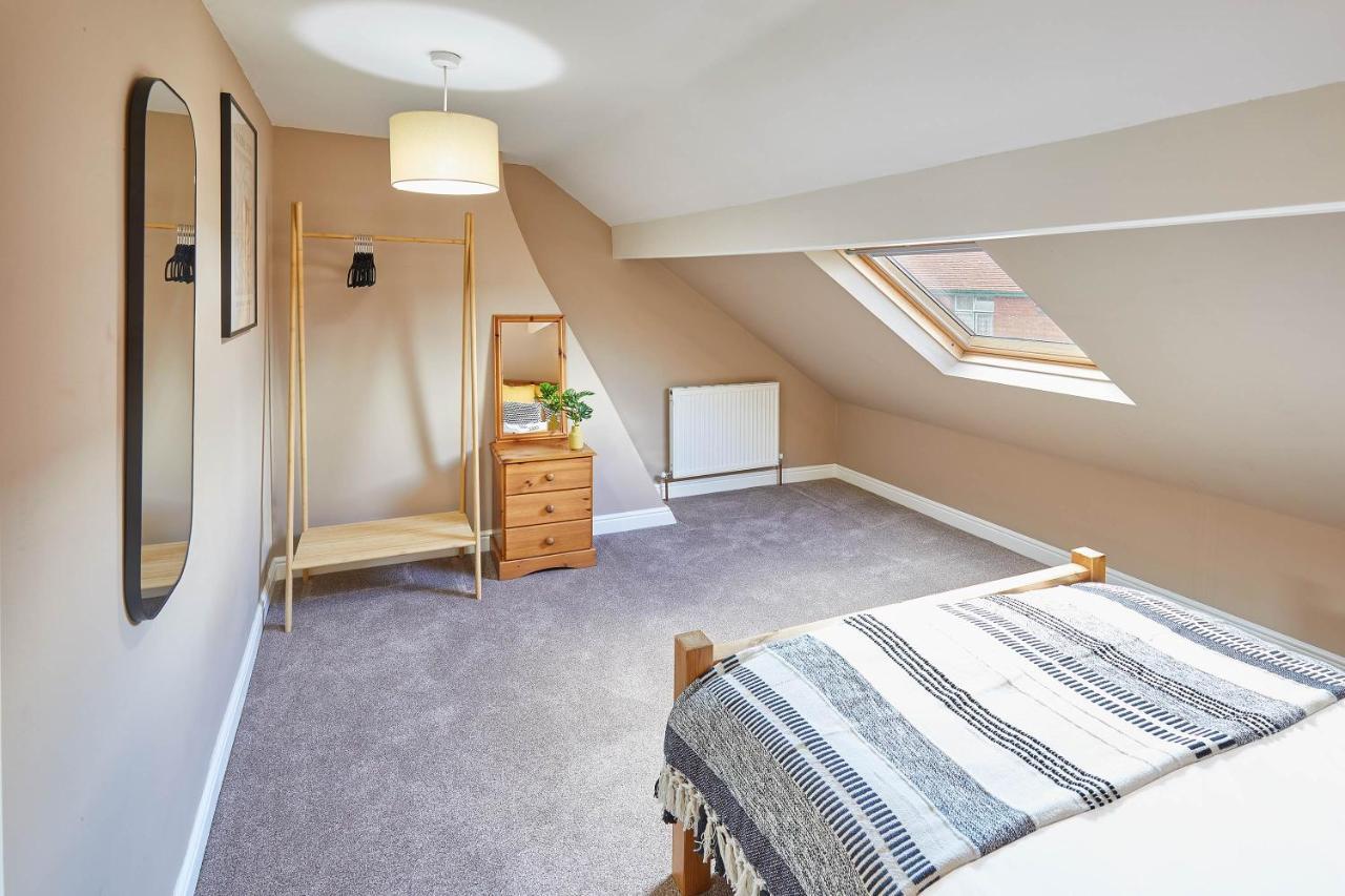 Host & Stay - Custard Cottage Whitby Esterno foto